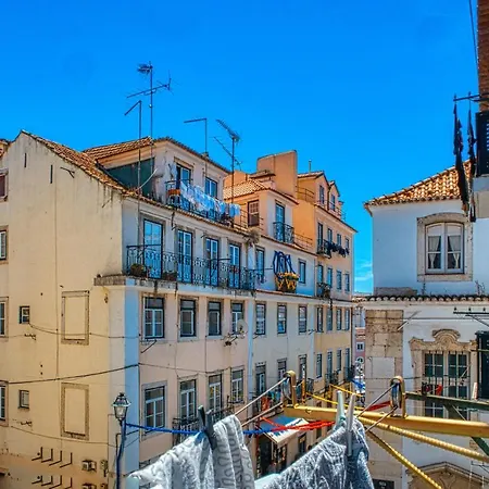 Amazing Duplex At Alfama-3